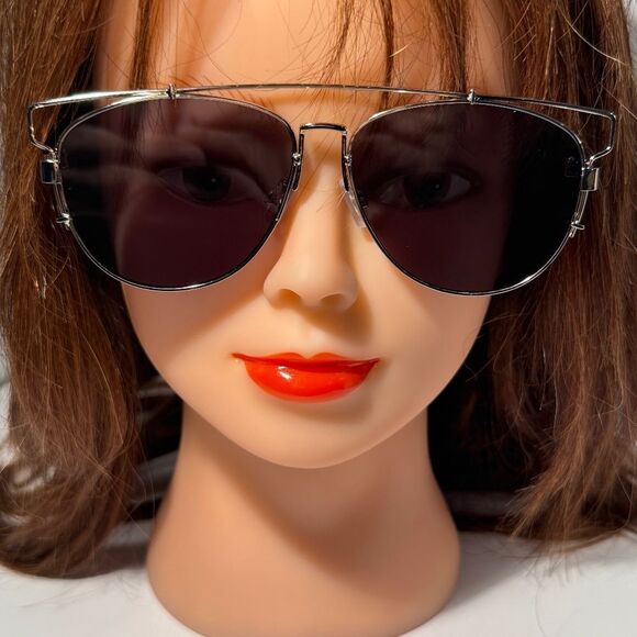 1639 NEW Silver Aviator Sunglasses with Top Bar Detail - Edgy Modern Style - Picture 1 of 9